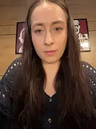 Holly_Play stripchat stream image, 01.05.2026 12:10