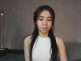_vi_vi_ chaturbate stream image, 01.05.2026 17:00