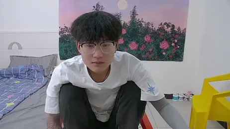 KK-cuteboy stripchat stream image, 04.05.2026 13:00