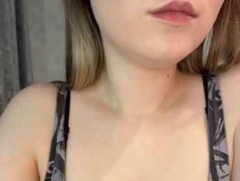 AlinaRay bongacams stream image, 11.05.2026 15:10