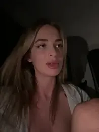 EvieEvans stripchat stream image