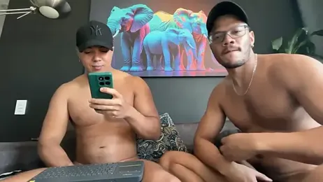 highlatin_guysoficial stripchat stream image, 15.05.2026 11:40