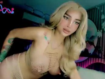 xhey_honeyx chaturbate stream image, 17.05.2026 03:40