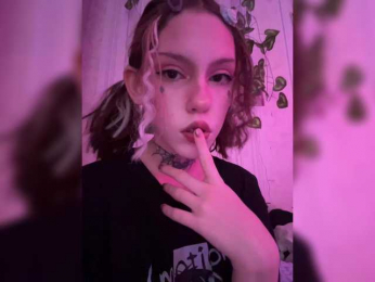 Molly-and-Ewa bongacams stream image