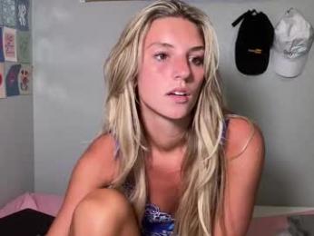 ambiebambiii chaturbate stream image, 26.05.2026 01:10