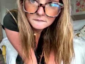 luluxoxo3 chaturbate stream image, 26.05.2026 16:00