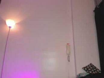 emmaclark_1 chaturbate stream image, 31.05.2026 00:10