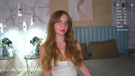 LoraineLuff stripchat stream image, 01.06.2026 15:40