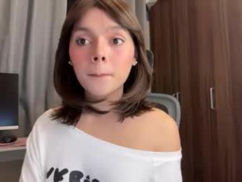 cocktaileciousalessia chaturbate stream image, 02.06.2026 09:40