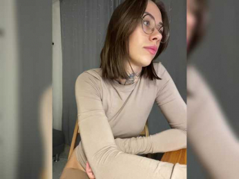 IRAONIC bongacams stream image