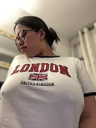 andra_rose stripchat stream image