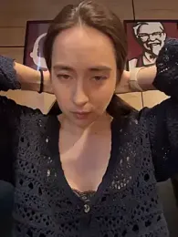 Holly_Play stripchat stream image, 16.06.2026 10:00