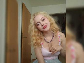 hellokitty23 bongacams stream image, 02.07.2026 14:40