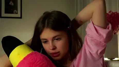 KarinBates stripchat stream image