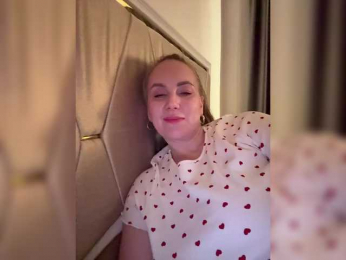 cherryygirl bongacams stream image