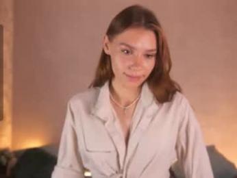 _vi_vi_ chaturbate stream image, 13.07.2026 18:00