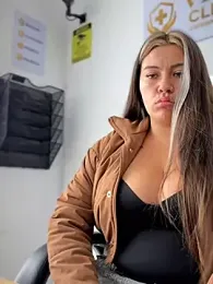 LIZ-06_ stripchat stream image, 14.07.2026 12:30