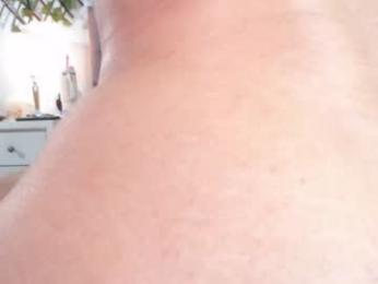 niabussethxxx chaturbate stream image, 19.07.2026 07:00