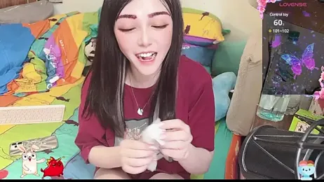 Khaleesi-ying stripchat stream image