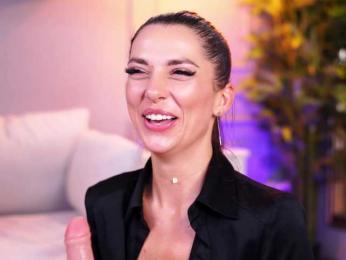 EllyLynne bongacams stream image, 16.08.2026 19:00