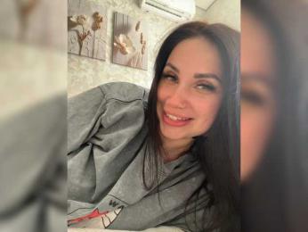 Y_Leiki bongacams stream image, 17.08.2026 09:00