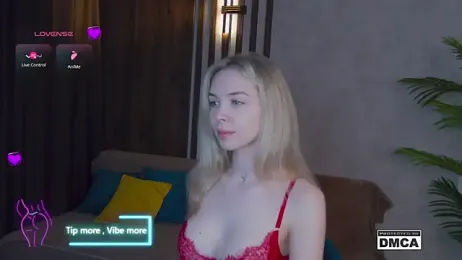 Holl1Would stripchat stream image