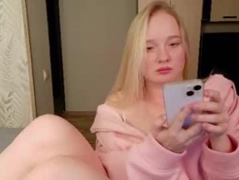 shawty_miia chaturbate stream image, 25.08.2026 16:20