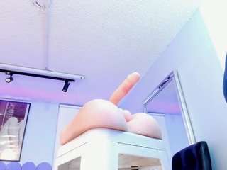 lady-brownn camsoda stream image