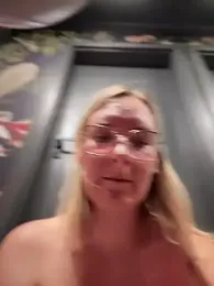 The_Snowwhitee stripchat stream image