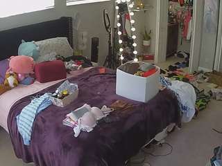 voyeurcam-house-charleys-room camsoda stream image, 04.09.2026 16:00