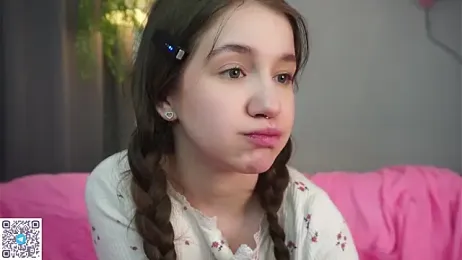 AmiLewis stripchat stream image