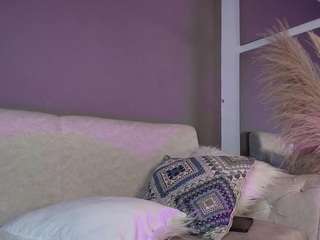 zoee-8 camsoda stream image, 25.09.2026 13:10