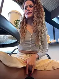 alana15 stripchat stream image