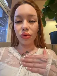 babydolll stripchat stream image