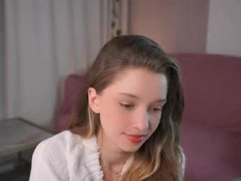 little_poetry chaturbate stream image