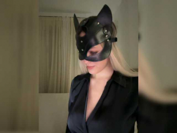MissDafne bongacams stream image