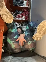 kim_monti stripchat stream image