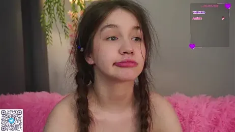 AmiLewis stripchat stream image