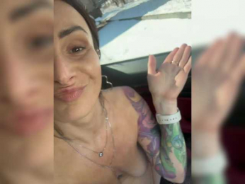 _AHHA_ bongacams stream image