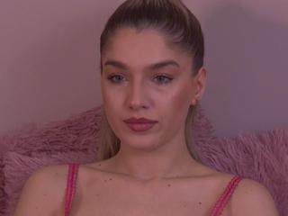 Ova Parlow flirt4free stream image