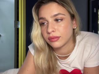 Maci Reynolds flirt4free stream image