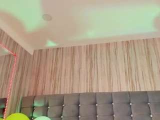 pocahontasfg camsoda stream image