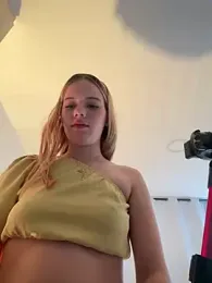 NicoleCut stripchat stream image