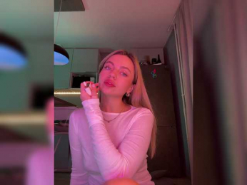 Nataliecroys bongacams stream image