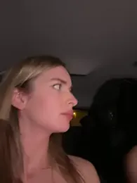 DoriDeluxe66 stripchat stream image