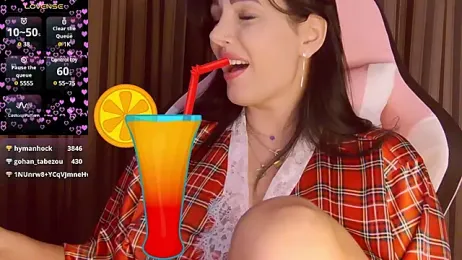 ReiyaRey stripchat stream image