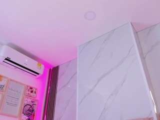 chlooee camsoda stream image