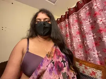 LouleyRanii stripchat stream image