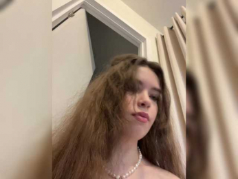 YourLadyyy bongacams stream image