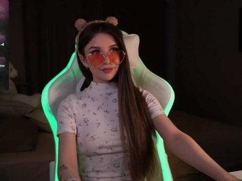 Malyshkaaa bongacams stream image